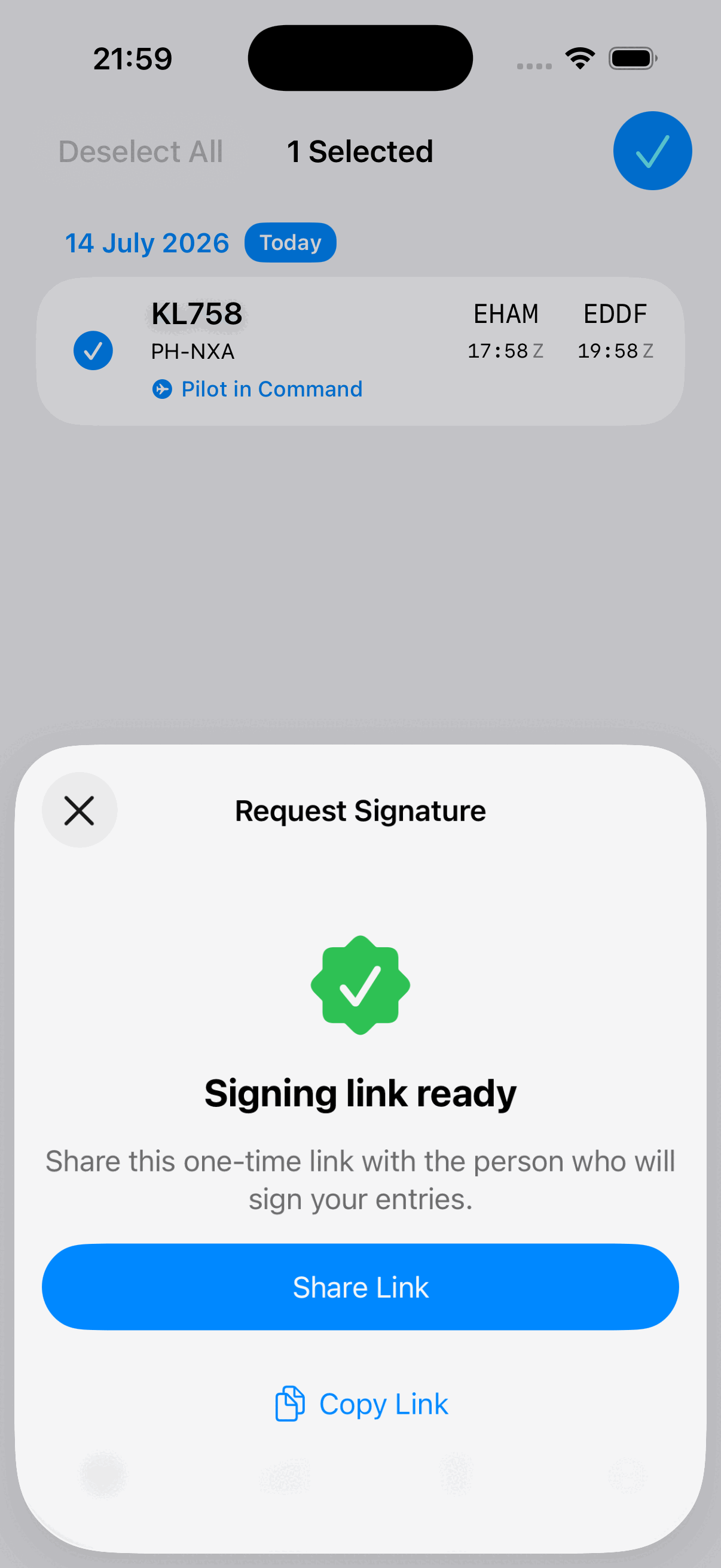 Jetlog remote sign-off screen showing a batch of logbook entries ready to be countersigned via a one-time web link.